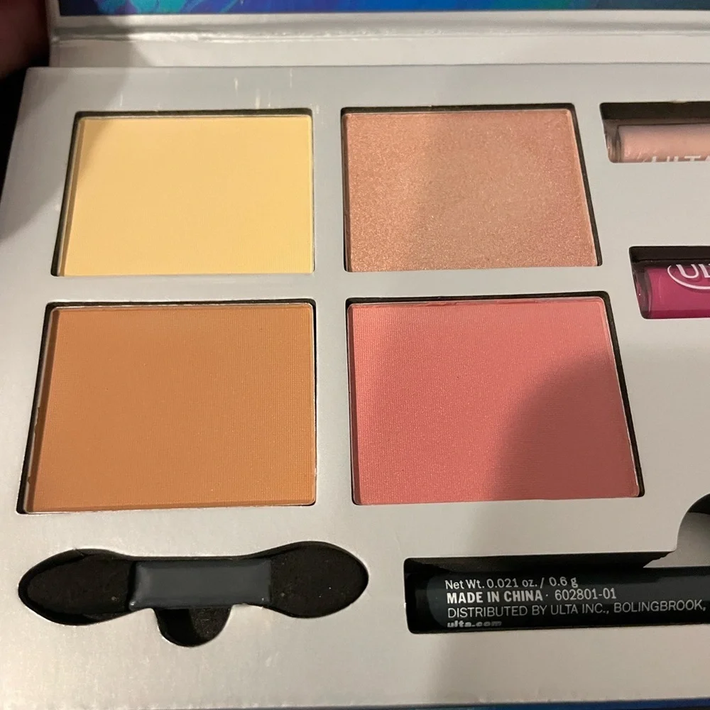 Ulta Hello Beautiful Deluxe Palette-NEW!